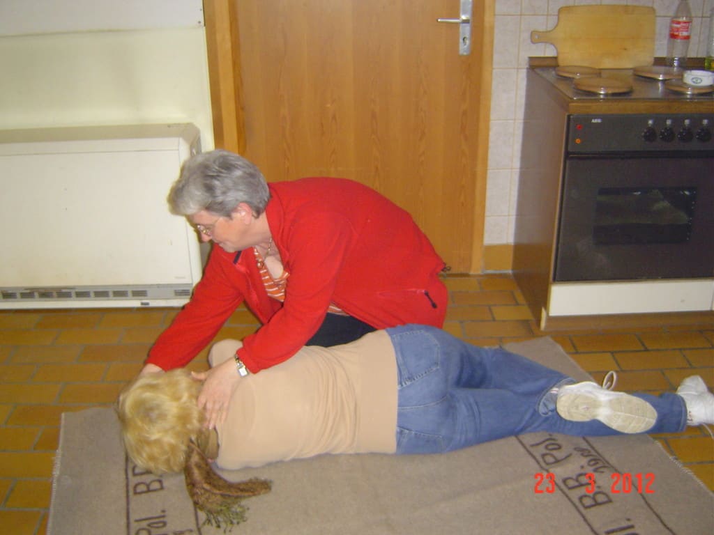 Erste-Hilfe-Kurs 2012, Foto 13