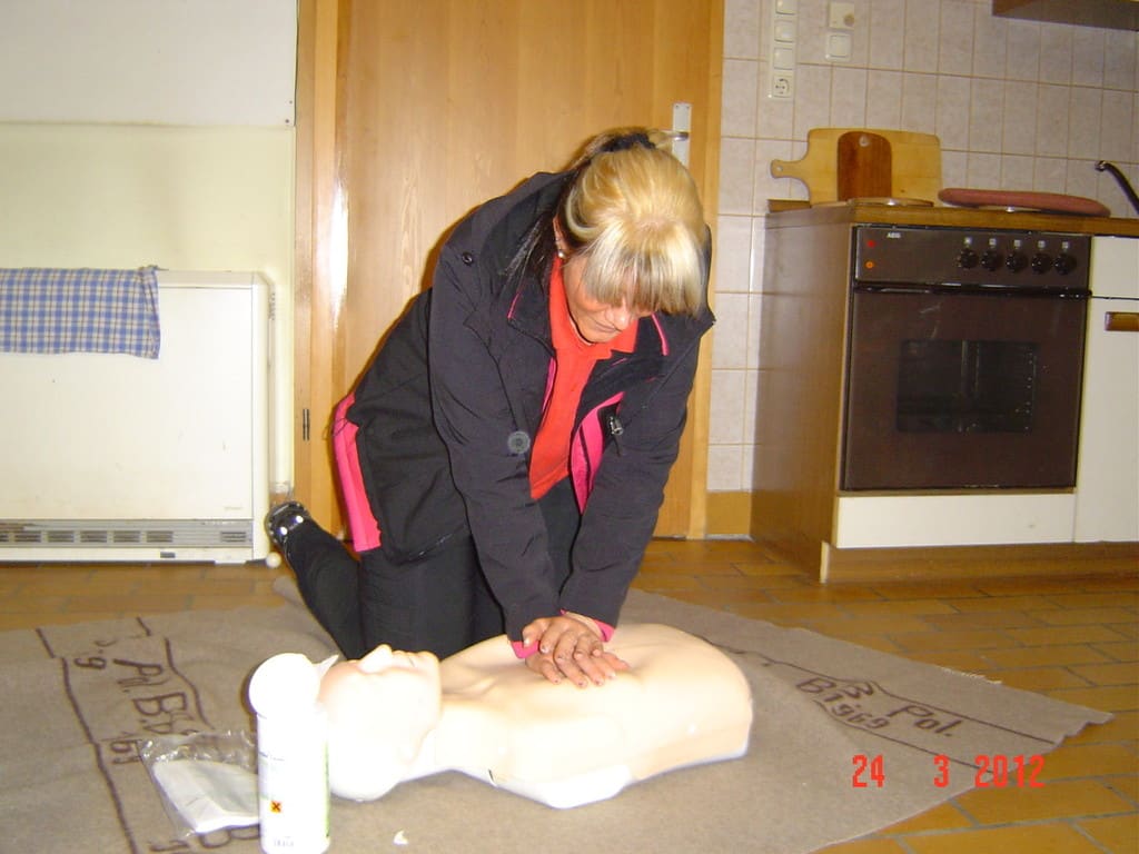 Erste-Hilfe-Kurs 2012, Foto 28